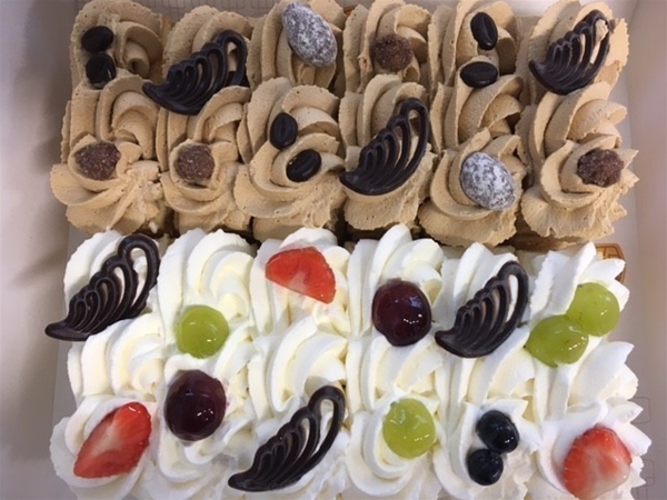 Half Moc/Half Slagr.8 pers.