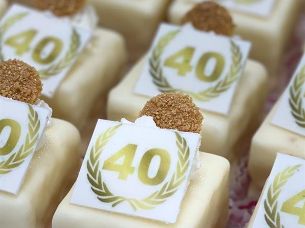 Petitfour logo